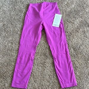 Lululemon Align Crop SZ 6 23 inch New in Vivid Plum